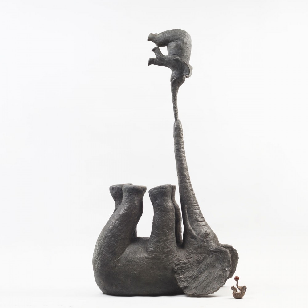 Equilibristes au jardin, sculpture animalière bronze éléphant de Sophie Verger