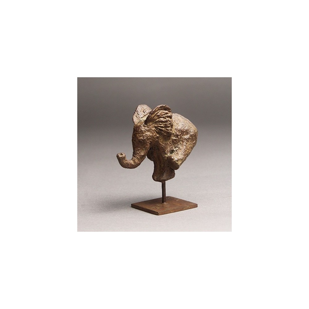 Saute-mouton, sculpture animalière bronze éléphant de Sophie Verger