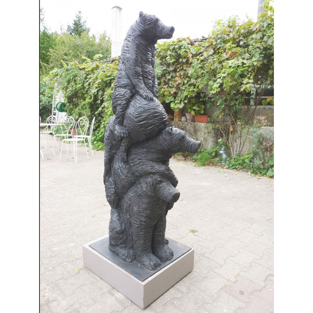 Colonne d'ours, sculpture animalière terre ours de Sophie Verger