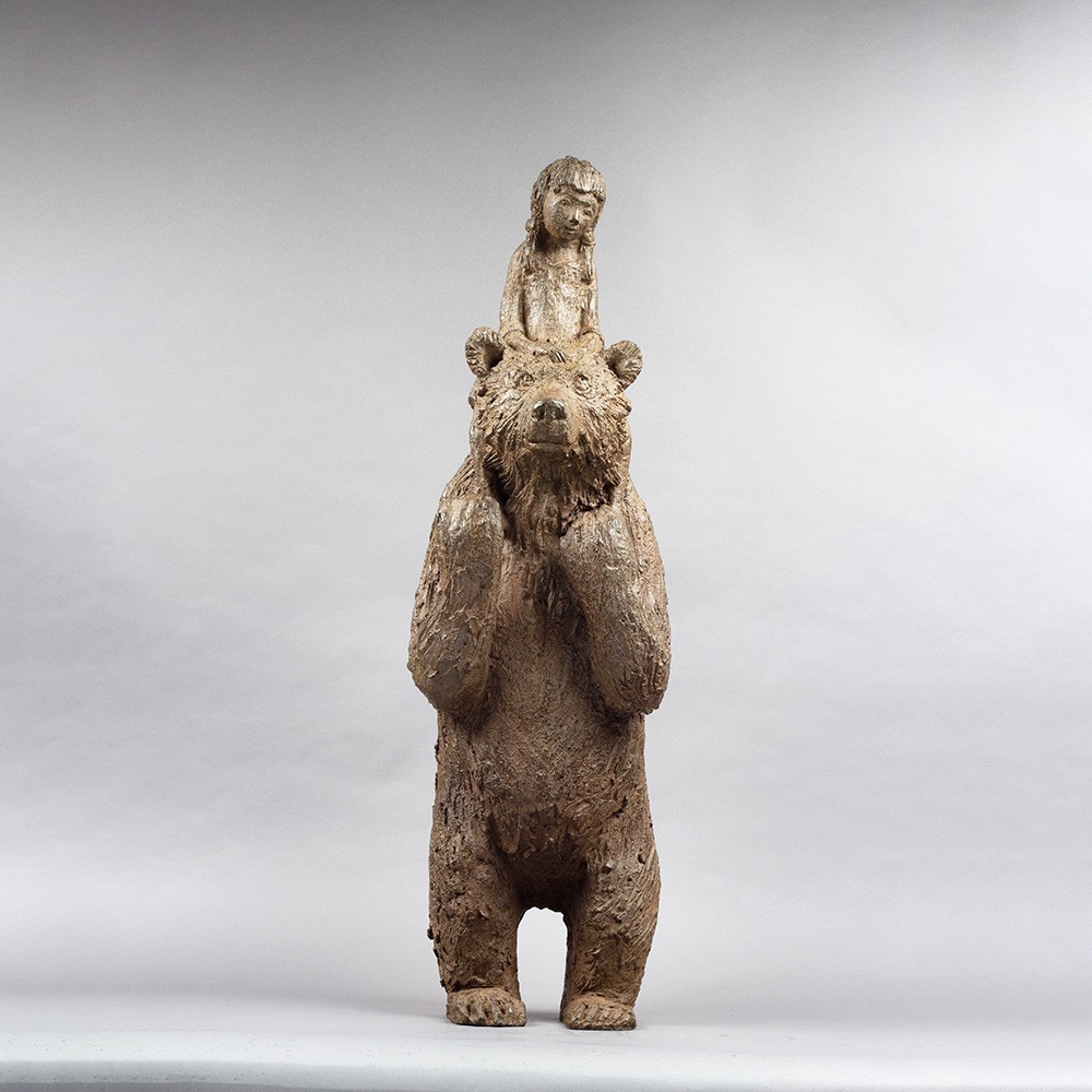 Père et fille, sculpture animalière bronze ours et enfants de Sophie Verger