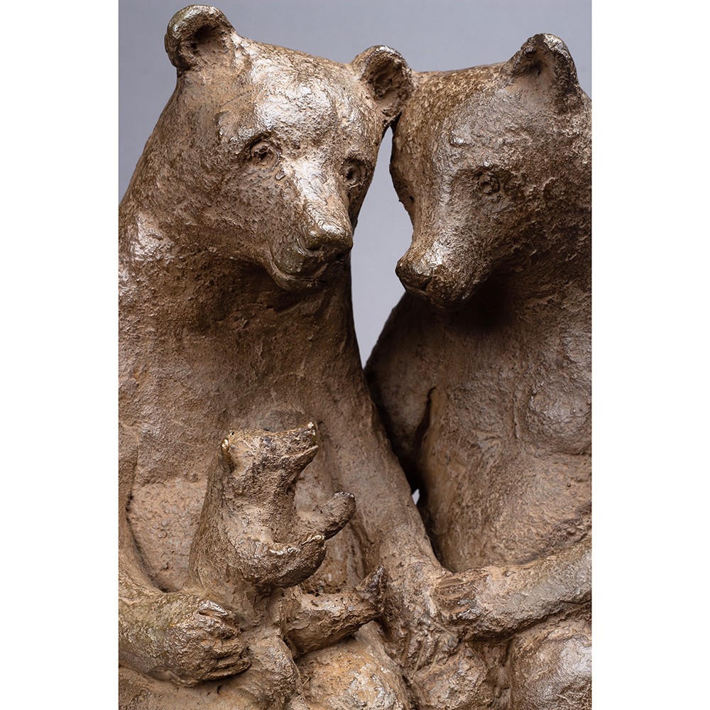 Détail La petite merveille ou à Iris, sculpture animalière bronze ours de Sophie Verger