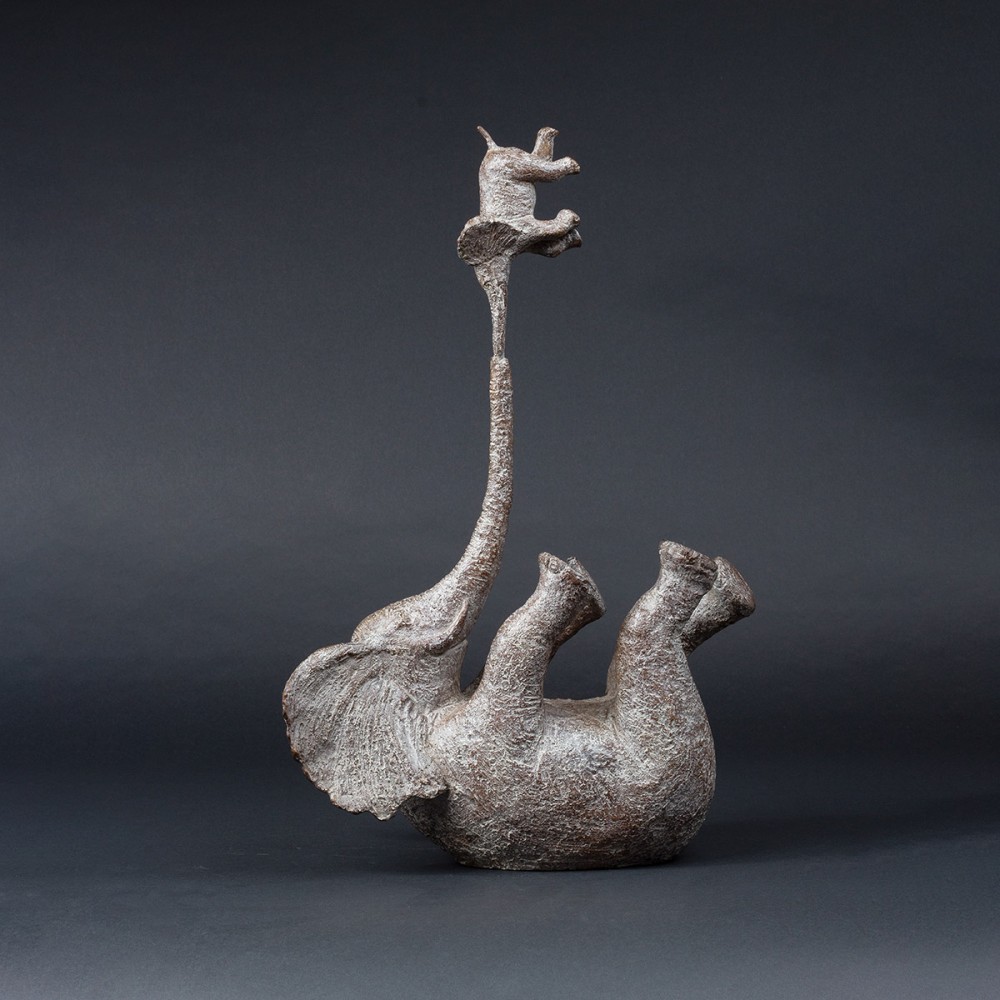 Œuvre D'une trompe à l'autre, sculpture animalière bronze éléphant de Sophie Verger