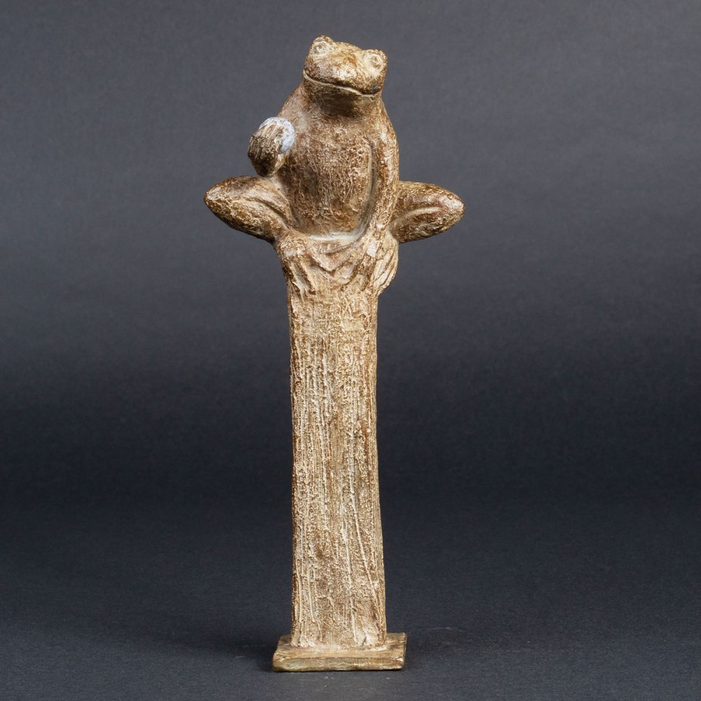 Sculpture bronze La petite pêcheuse de perles, statue animalière crapaud