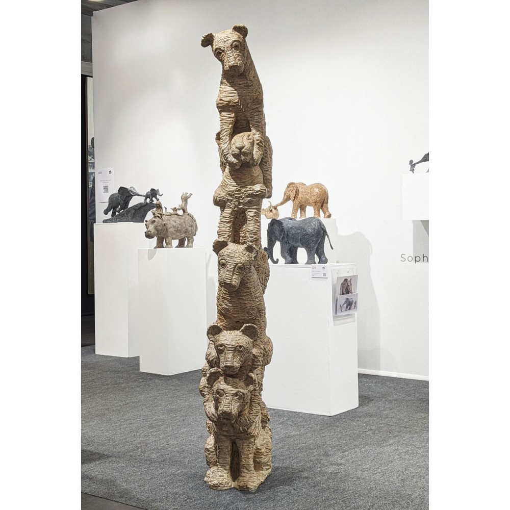 Column of lion cubs bronze
