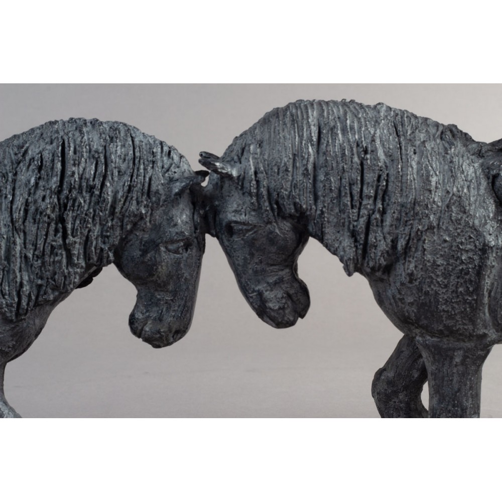 Détails Sculpture bronze Chevaux percherons et enfants, statue animalière cheval et enfants de Sophie Verger