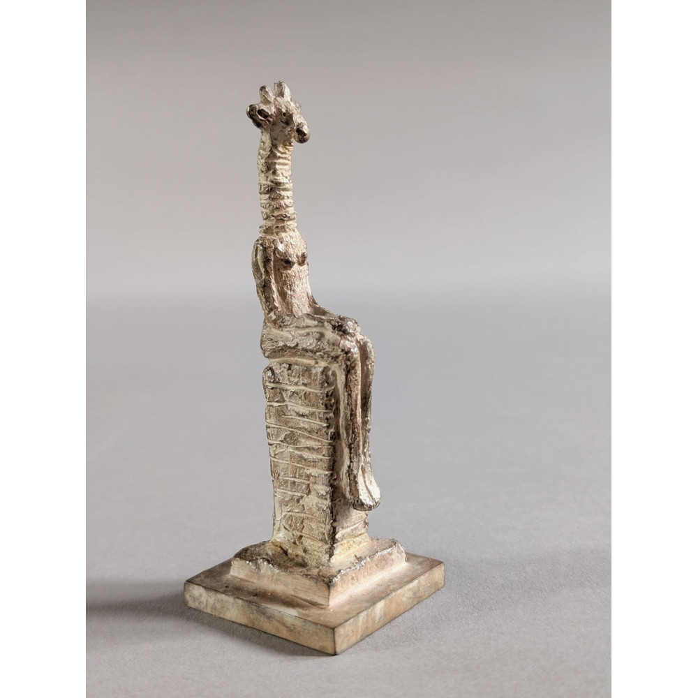 Sculpture bronze Amulette de la girafe, statue animalière girafe, profil droit