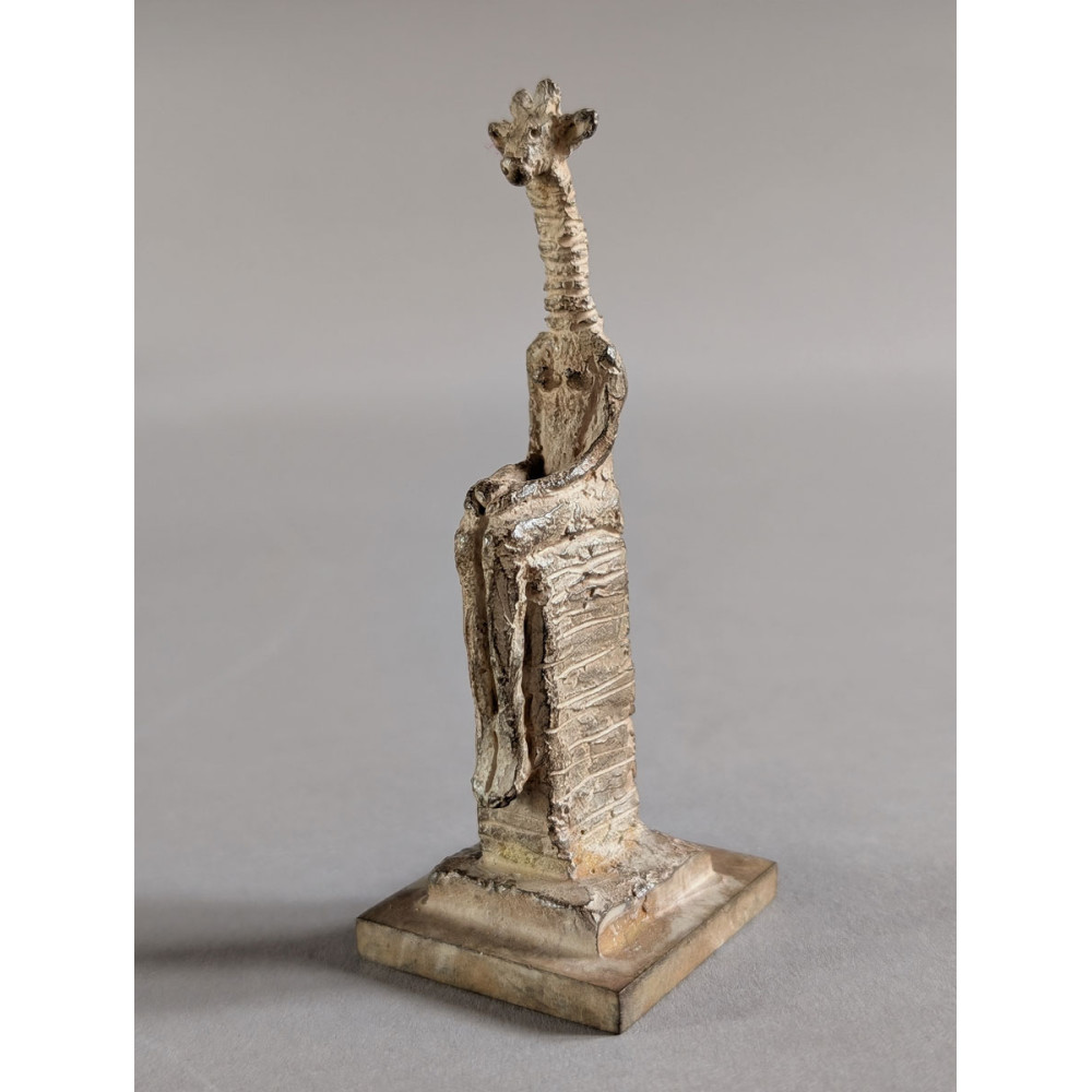 Sculpture bronze Amulette de la girafe, statue animalière girafe, profil gauche