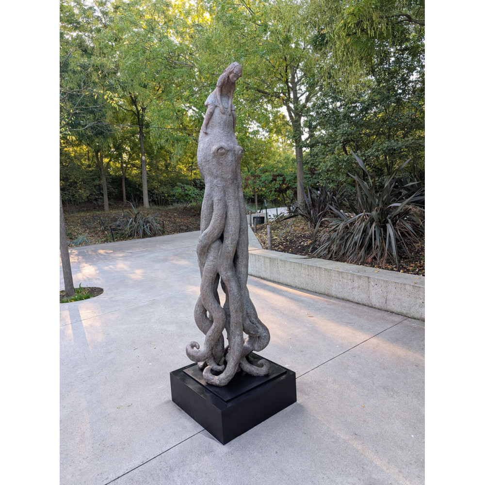 La sculpture monumentale terre pieuvre sur la plage de Berck de Sophie Verger au Parc Zoologique de Paris