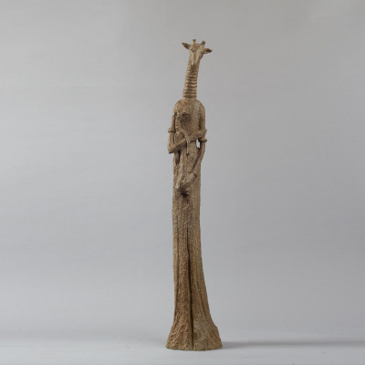Sculpture bronze La Girafe et sa poupée, statue animalière girafe de Sophie Verger