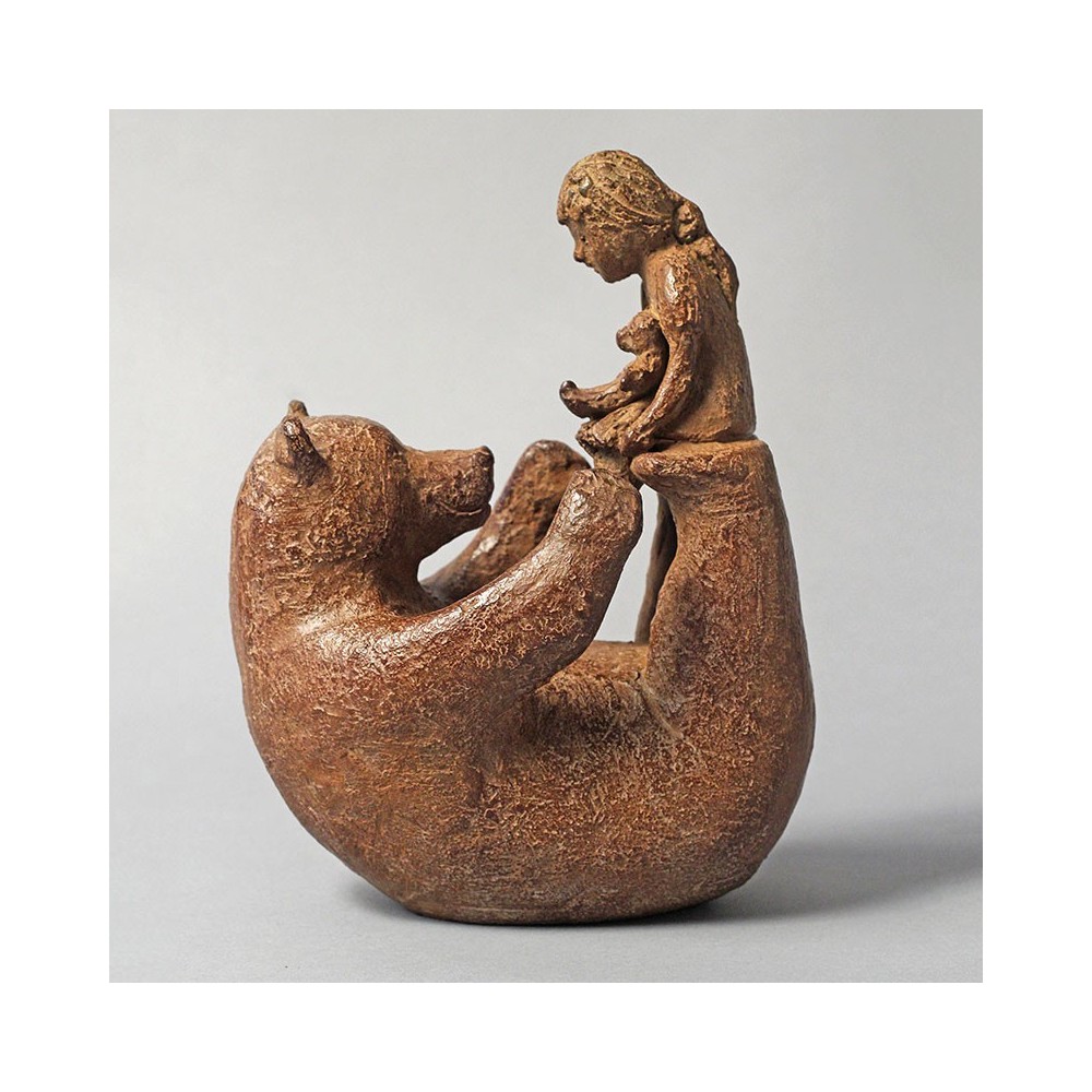 Ours boule, sculpture animalière bronze ours et enfant de Sophie Verger