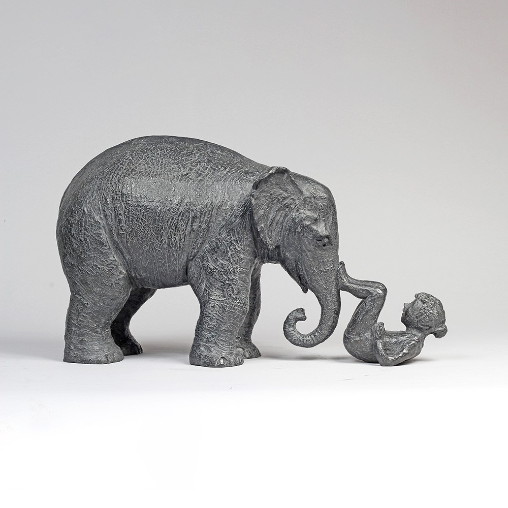 Toi et moi, sculpture animalière bronze éléphants et enfants de Sophie Verger