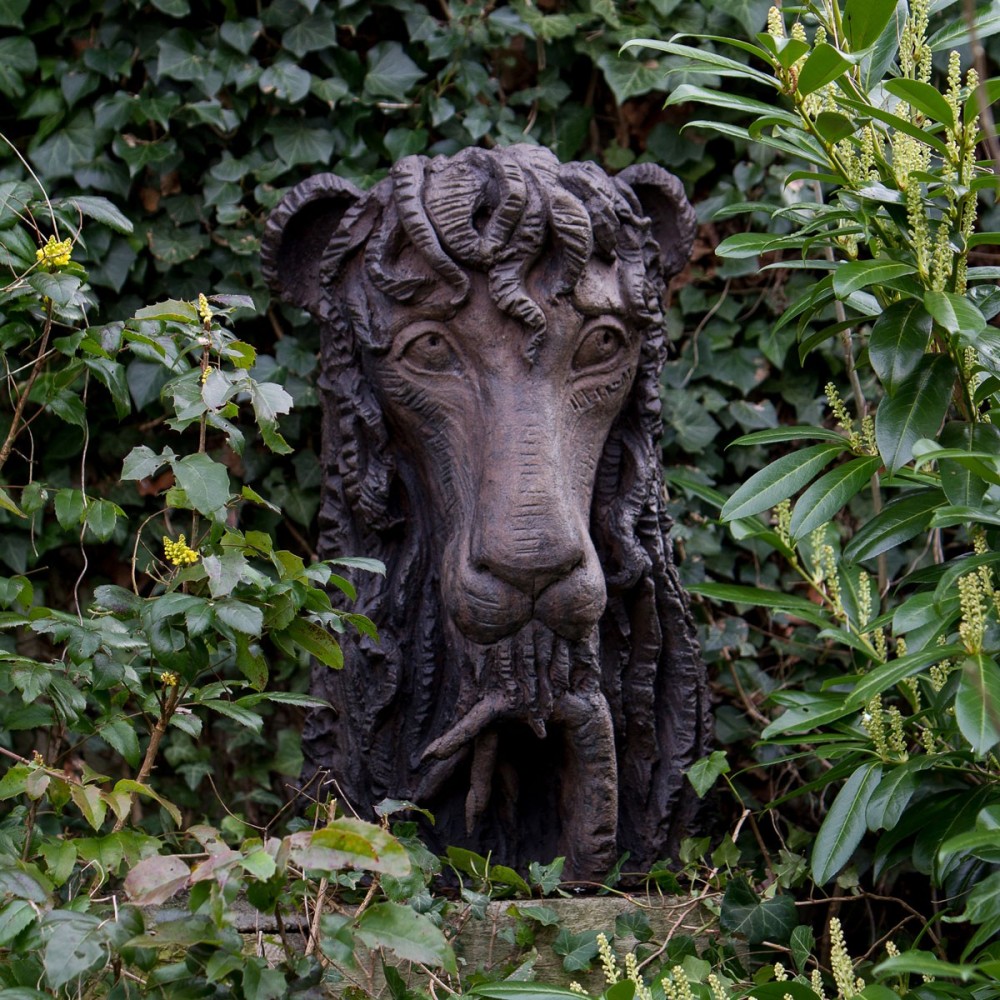 Lion - Portrait, sculpture animalière terre lion de Sophie Verger