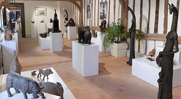 Mes visites commentées de l’exposition « De la terre au bronze » ce samedi à Rouen, Galerie des Arts du Feu – Aître Saint Maclou